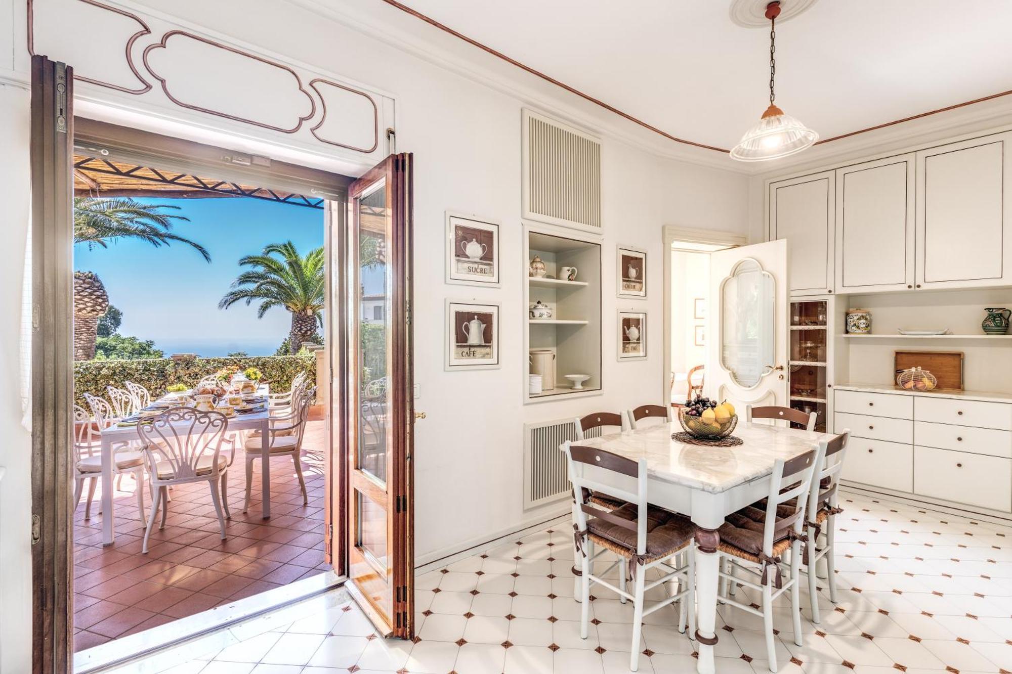 Villa Solatia มัสซาลูเบรนเซ ภายนอก รูปภาพ
