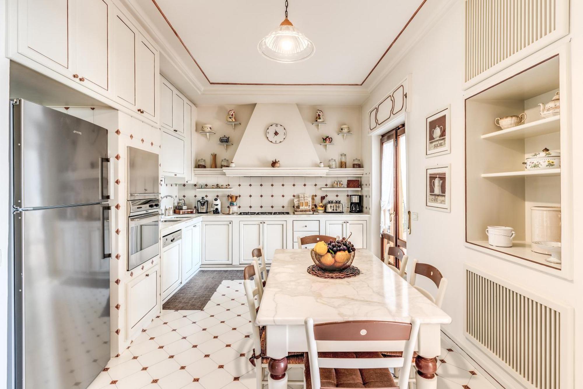 Villa Solatia มัสซาลูเบรนเซ ภายนอก รูปภาพ